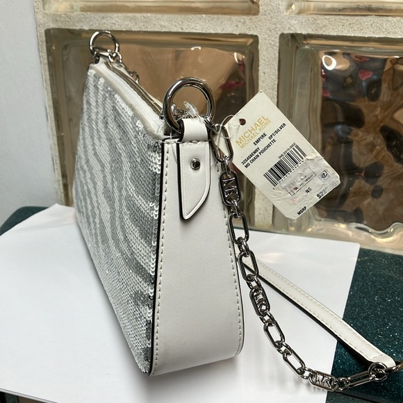 Michael Kors Empire OPT/Silver MD Chain pouchette - Picture 3 of 12